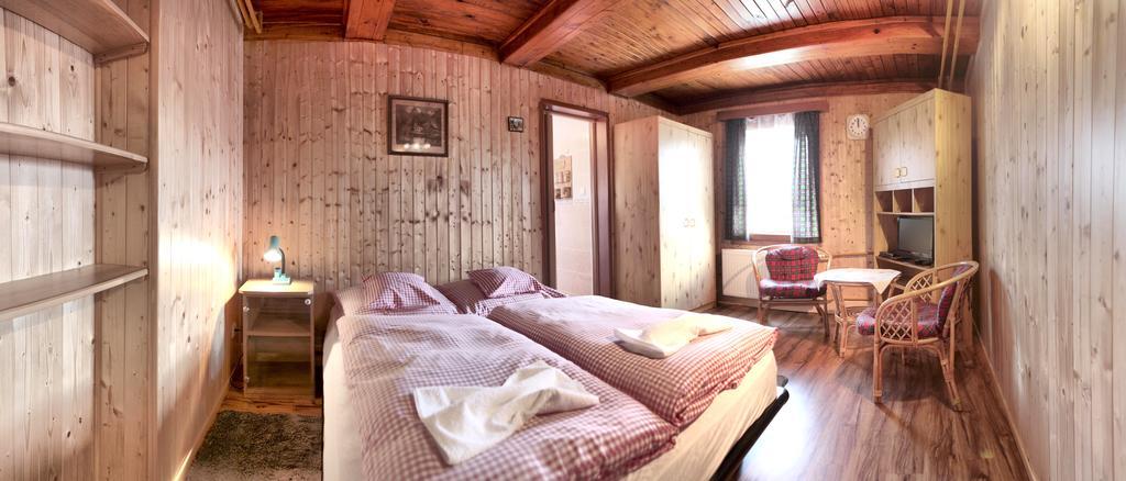 Pension U Stehliku Ruzova Buitenkant foto