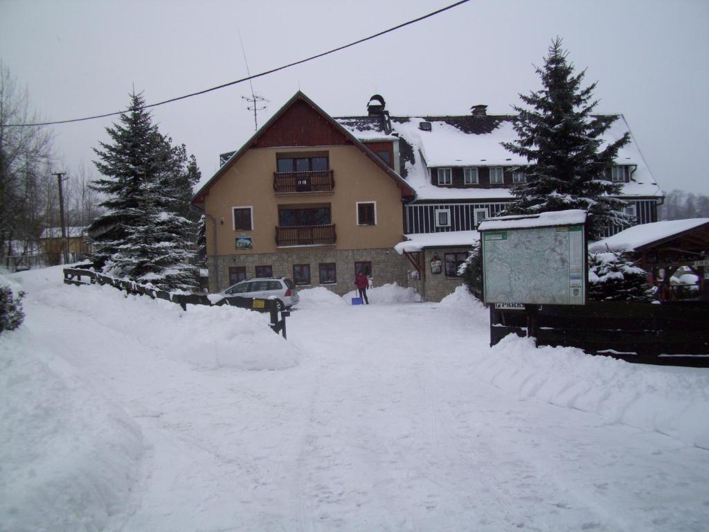Pension U Stehliku Ruzova Buitenkant foto
